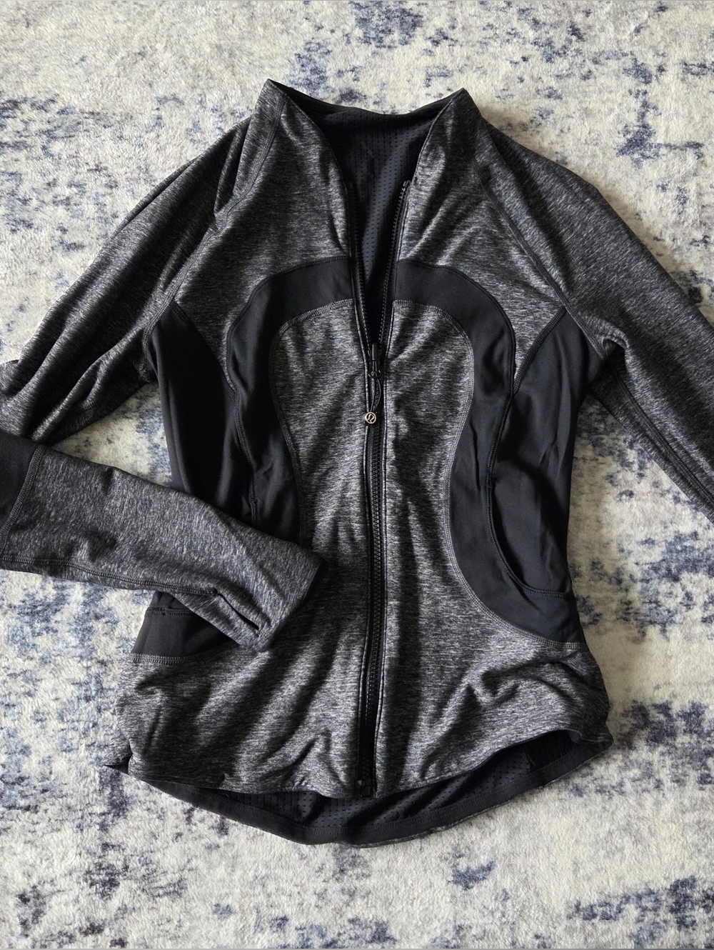 Lululemon Find Your Bliss Reversible Jacket in a Black and Heather Gray